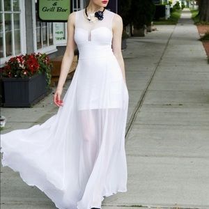 bcbgmaxazria BCBG Alai Maxi Evening Dress Xxs